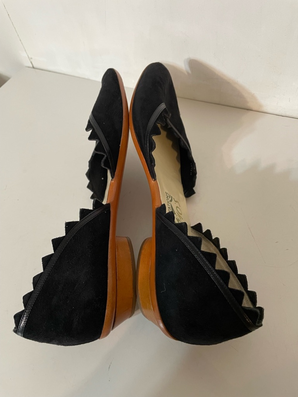 Salvatore Ferragamo Limited Edition Flats - Picture 6 of 9